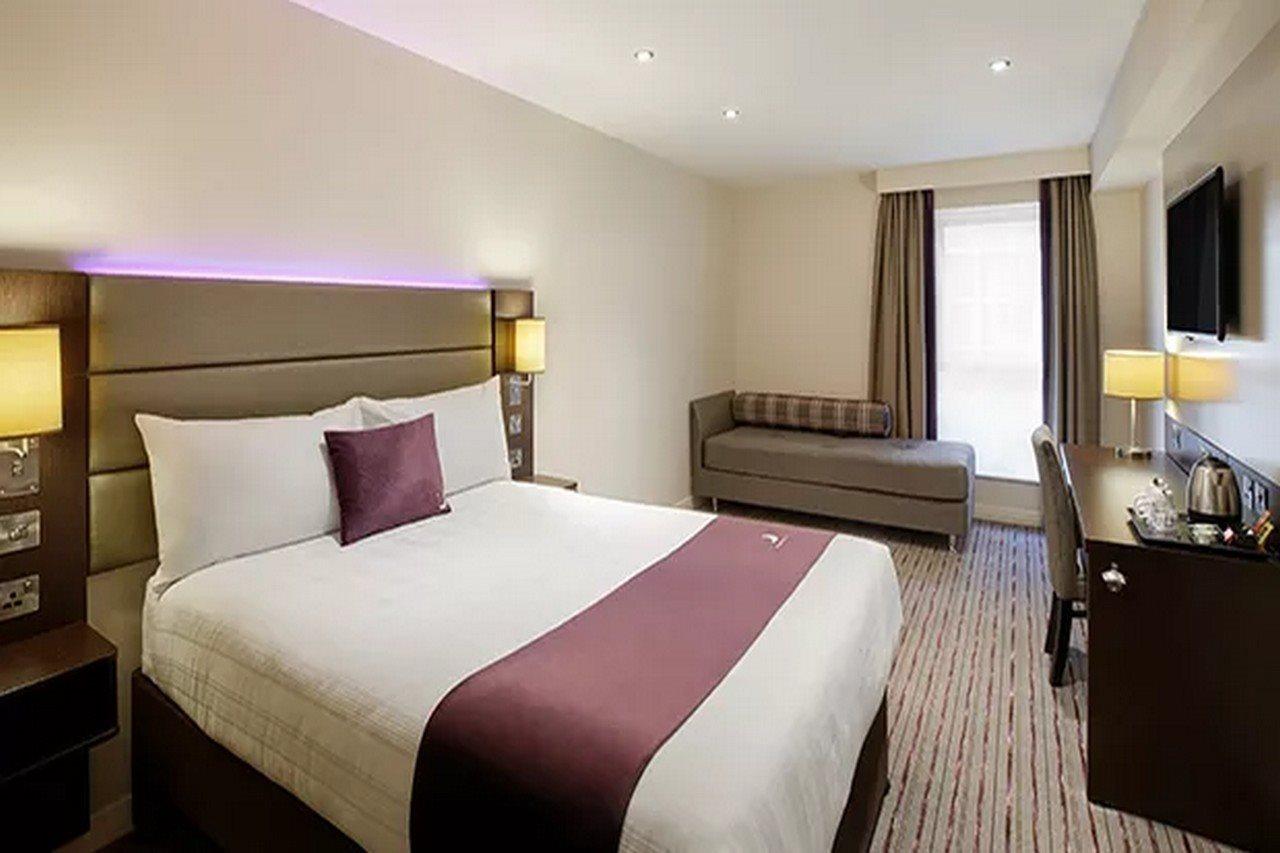 Premier Inn Premier Inn Silverstone Syresham Ngoại thất bức ảnh
