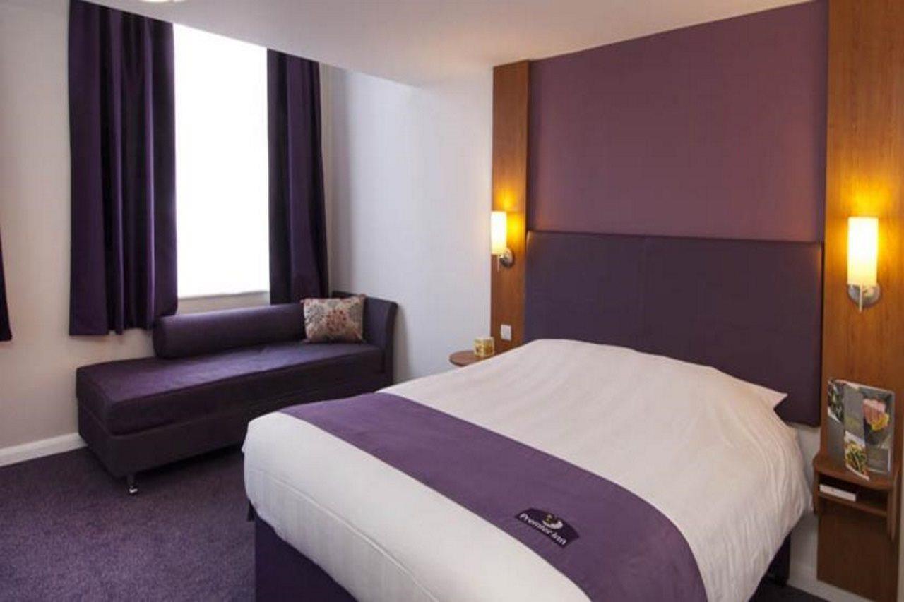Premier Inn Premier Inn Silverstone Syresham Ngoại thất bức ảnh